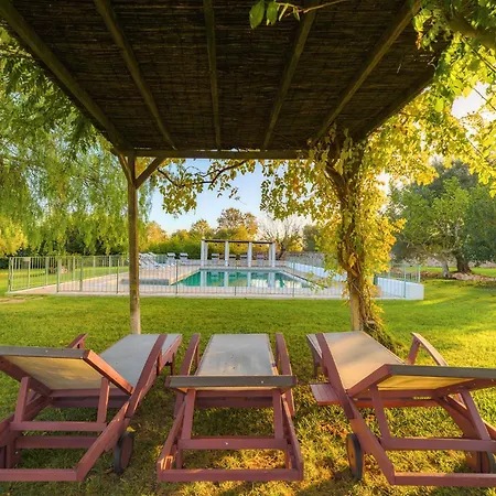Trulli Li Cridd Villa *