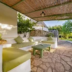 Trulli Li Cridd Villa