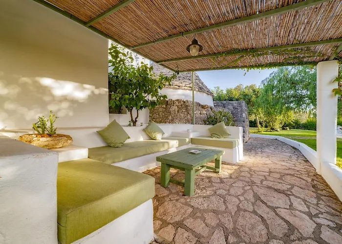 Trulli Li Cridd Villa